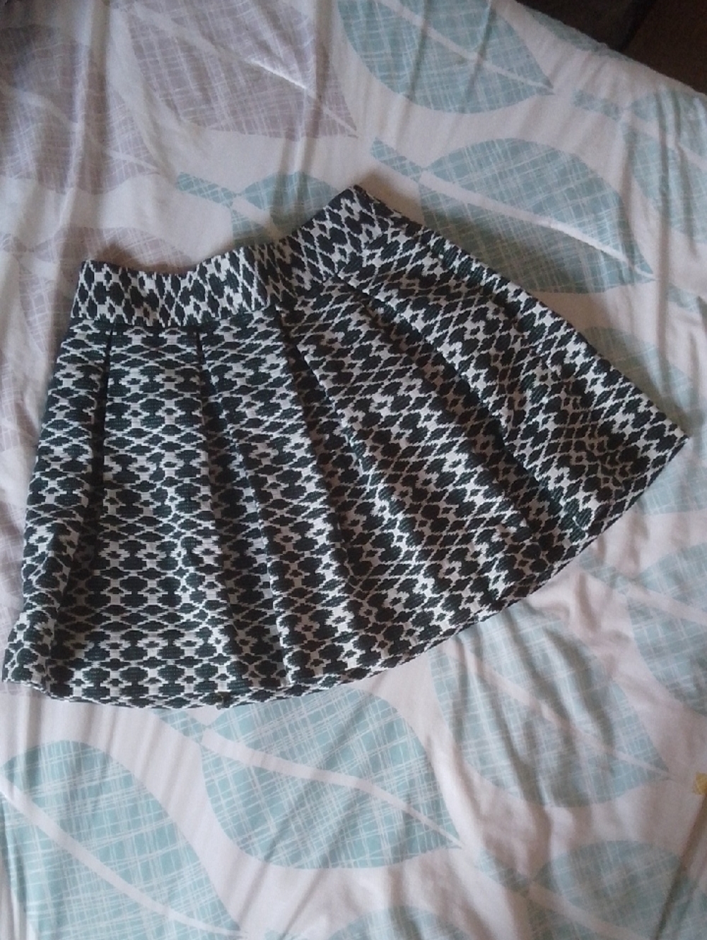 Banana Republic Green & White Patterned Circle Skirt